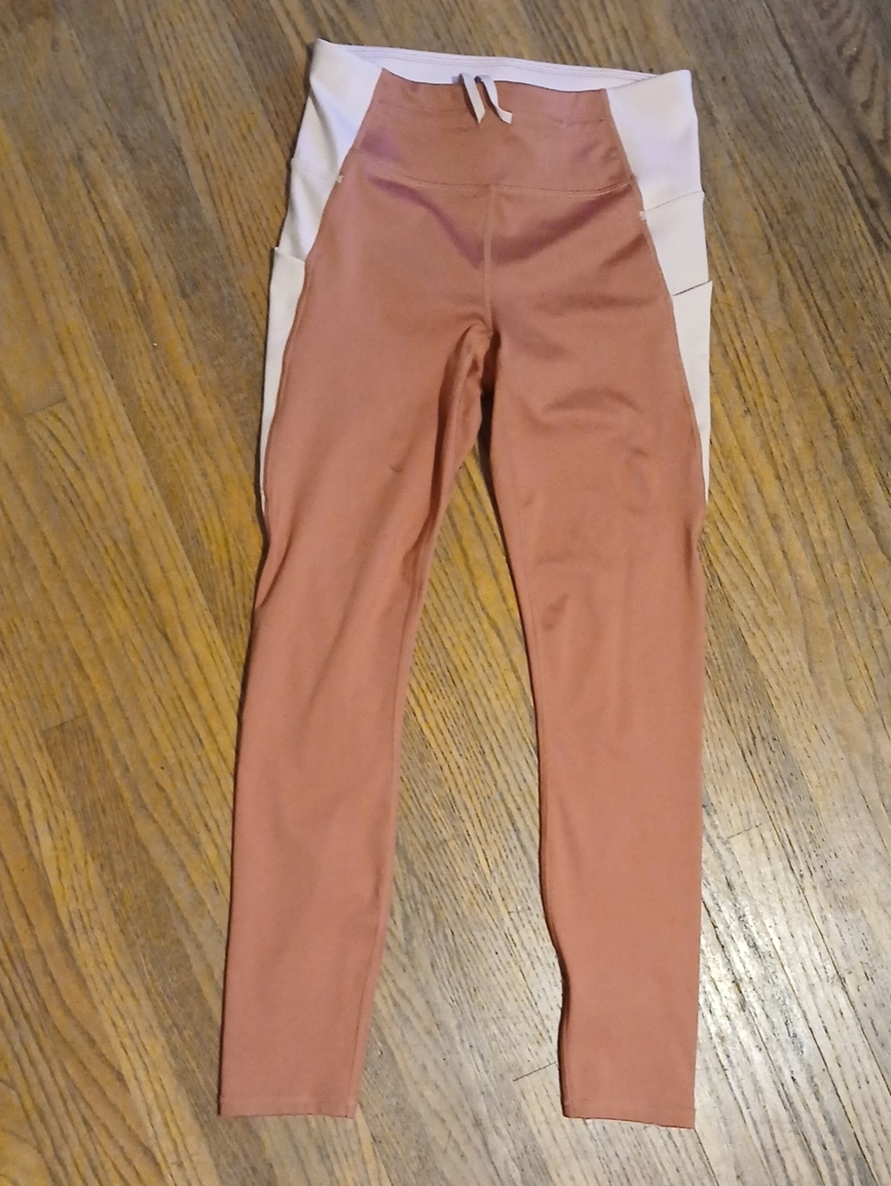 Fabletics Colorblock Leggings - Rose Tan & Cream